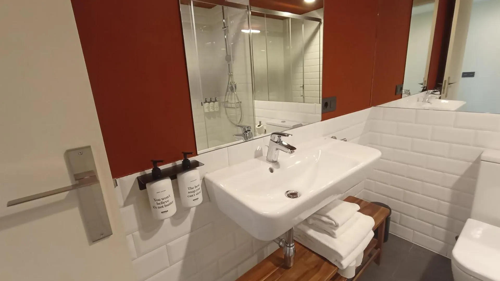 *** Hotel Uma Suites Parada Del Marques Sevilla Spanien