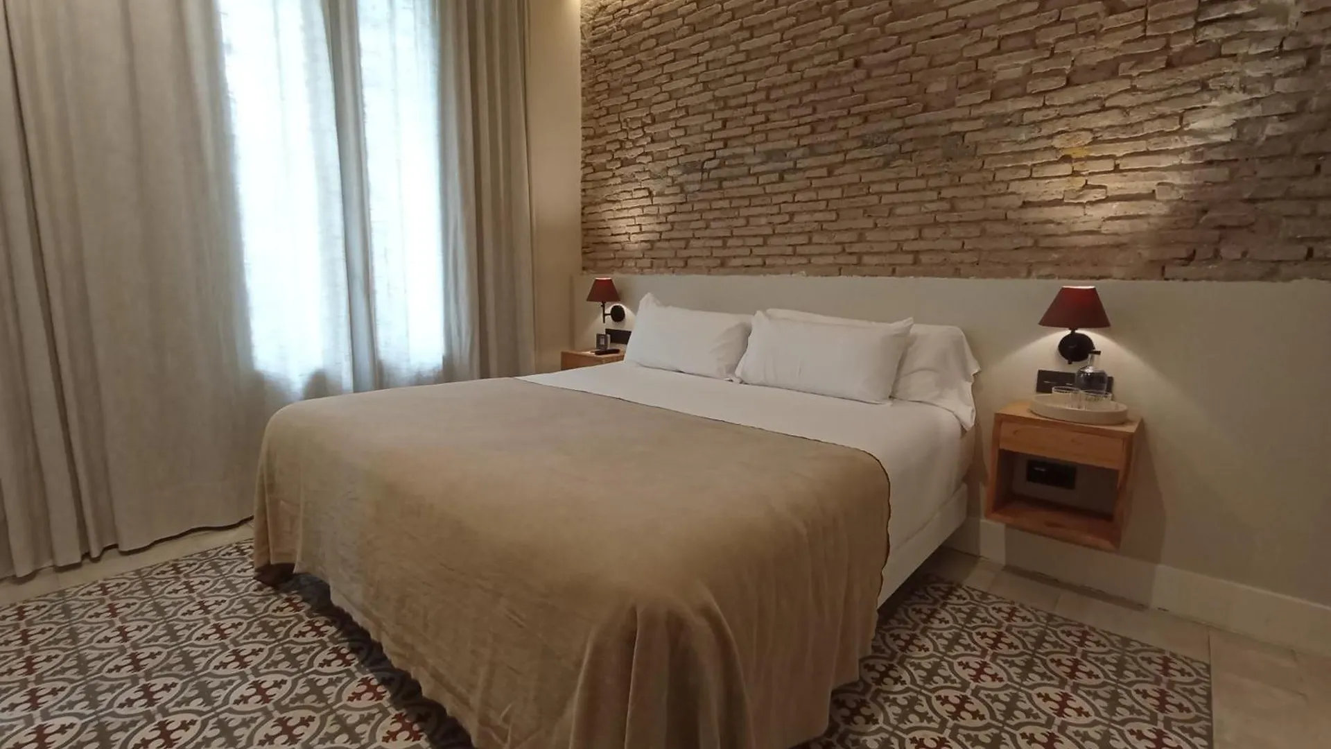 Uma Suites Parada Del Marques Sevilla 3*,  Španělsko